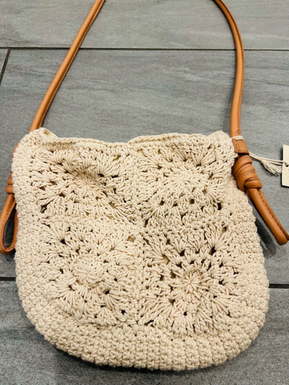 Universal Thread Cream Crochet Crossbody with Tan Strap - Picture 2 of 4